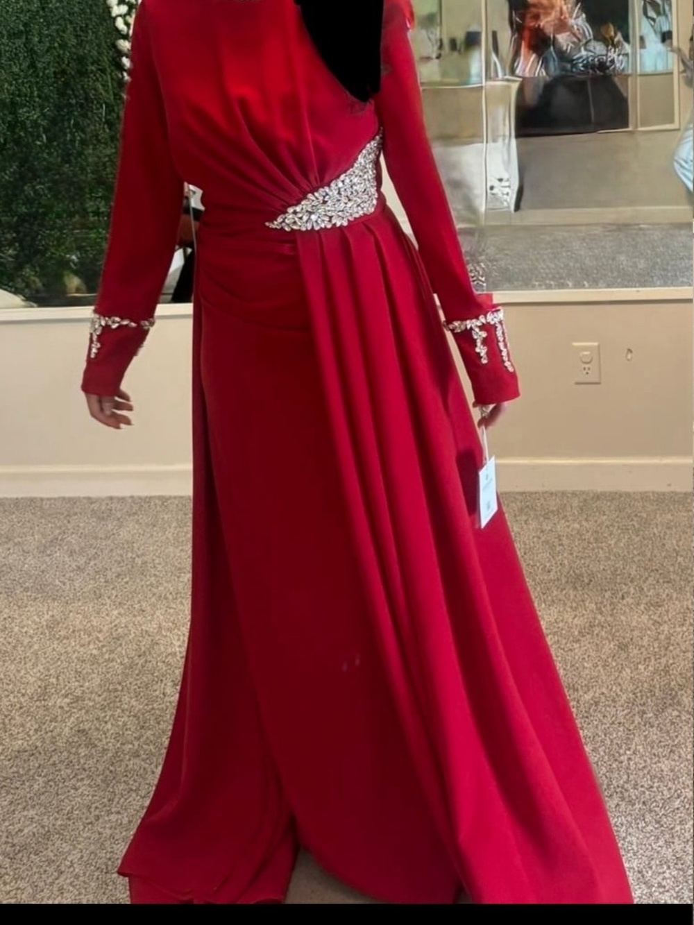 Elegant Red Embellished Long-Sleeve Evening Dress